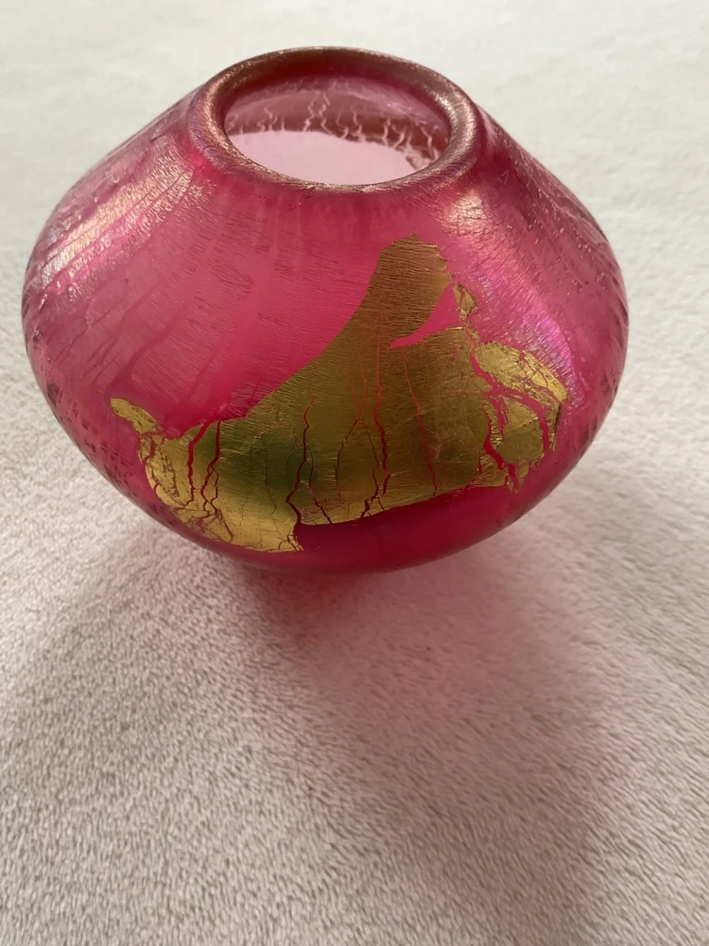Robert Eickholt 1991 Signed Art Glass Vase Ruby Red Gold Leaf